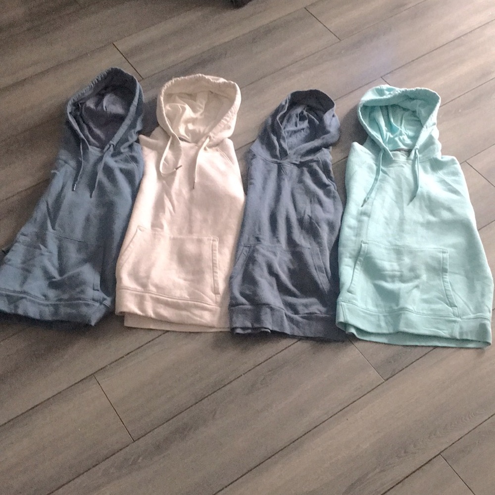 Bundle 4 sweater small